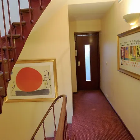 מלון Bellevue Montmartre 3*