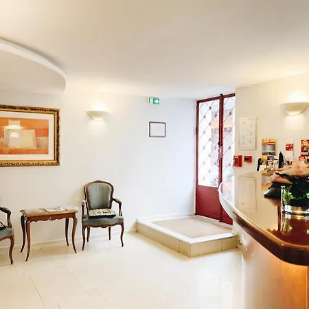 Bellevue Montmartre מלון 3*