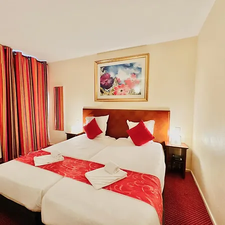 Отель Bellevue Montmartre 3*