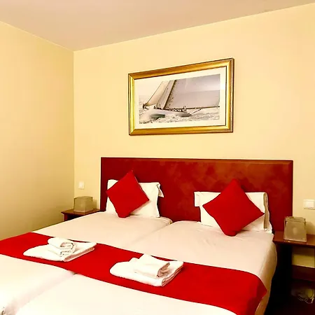 Bellevue Montmartre 3* Париж