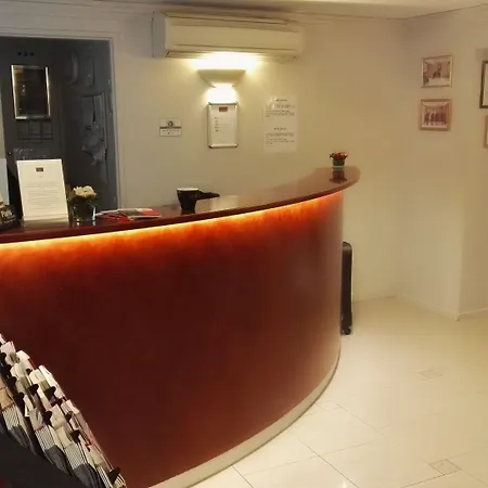 Hotel Bellevue Montmartre 3*