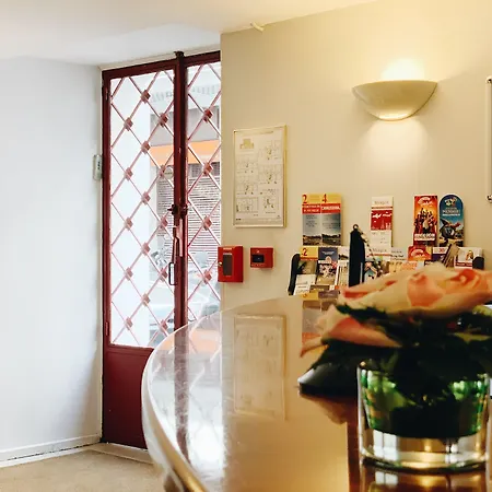 Hotel Bellevue Montmartre