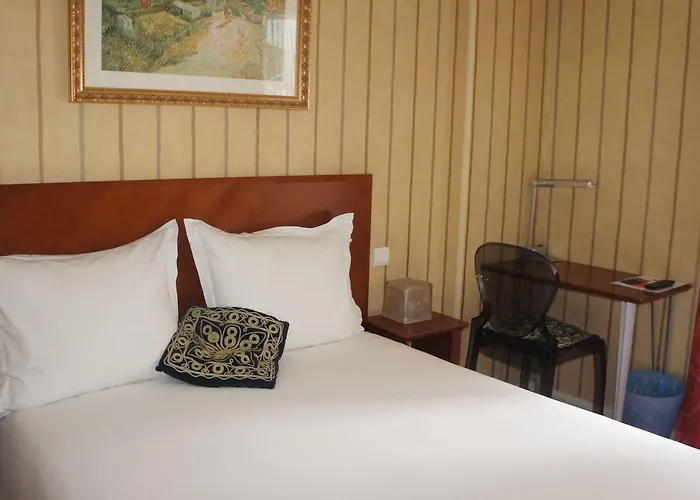 Bellevue Montmartre Hotel