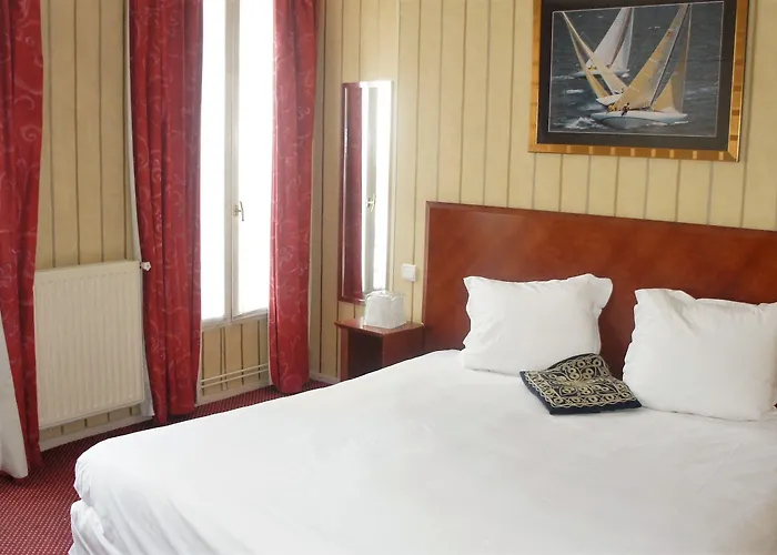 Bellevue Montmartre Hotel 3*