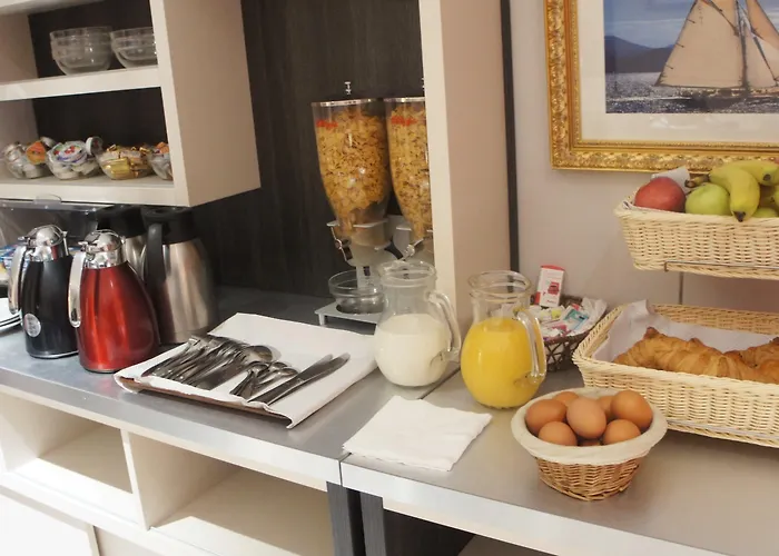 Hotel Bellevue Montmartre Paris