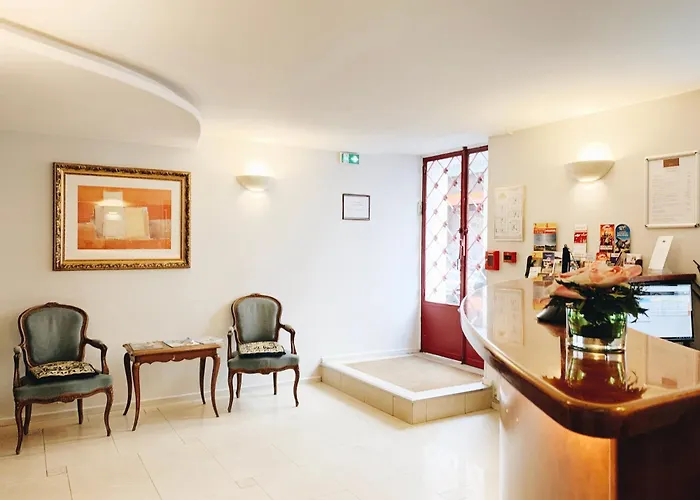 Bellevue Montmartre Hotel 3*