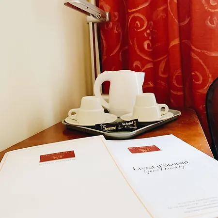 Hotel Bellevue Montmartre 3*